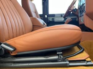 Bild 46/100 von Land Rover Defender 110 (2014)