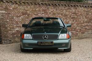 Image 5/50 of Mercedes-Benz 300 SL-24 (1992)