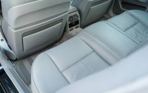 Image 28/55 of BMW 740i (1997)