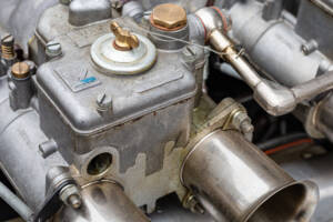 Image 18/80 of Lister Knobbly (1956)