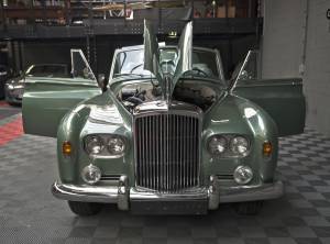 Image 13/50 de Bentley S3 Mulliner Park Ward DHC (1963)
