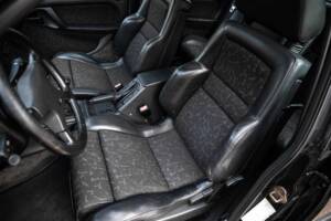 Bild 24/38 von Opel Omega 3,0i 24V (1992)