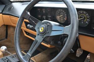 Image 32/50 of Ferrari Mondial 8 (1981)