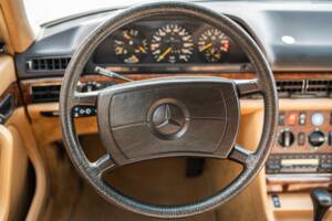 Bild 28/76 von Mercedes-Benz 500 SEL (1985)