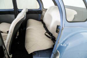 Image 24/50 of Citroën 2 CV 6 (1987)