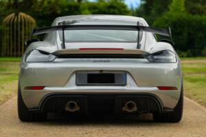 Obraz 25/98 pojazdu Porsche 718 Cayman GT4 RS Weissach (2024)