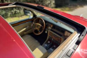 Immagine 3/41 di Jaguar XJ 12 (1990)