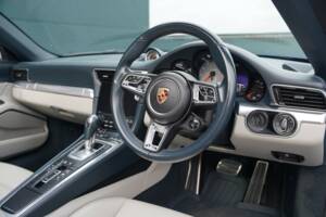 Bild 12/50 von Porsche 911 Carrera 4S (2017)