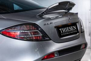 Image 24/25 of Mercedes-Benz SLR McLaren 722 (2006)