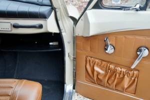 Image 46/50 of Volvo P 121 (1967)
