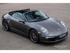 Image 4/47 of Porsche 911 Carrera 4S (2014)