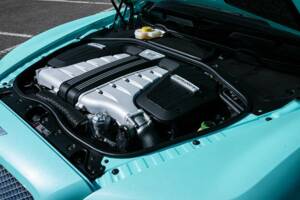 Image 33/38 of Bentley Continental GTC V8 (2013)