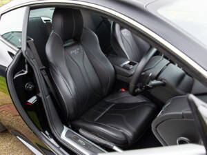 Immagine 52/98 di Aston Martin DBS (2010)