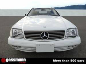 Image 2/15 of Mercedes-Benz SL 320 (1998)