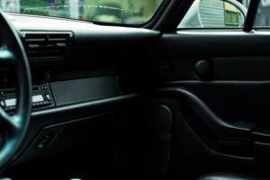 Bild 43/58 von Porsche 911 Carrera 4S (1996)