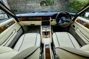 Immagine 45/50 di Aston Martin V8 EFi (1989)