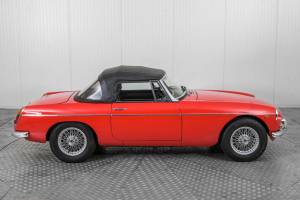 Bild 50/50 von MG MGB (1965)