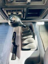 Image 19/28 of Jeep Wrangler Sport Hardtop 2.5 (1998)