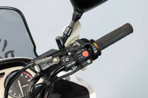 Image 34/35 of Yamaha DUMMY (1989)