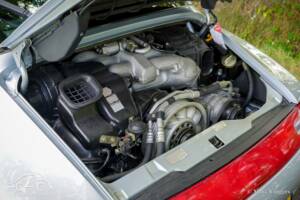 Image 60/63 of Porsche 911 Carrera (1996)