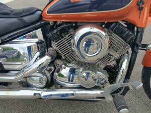 Image 13/50 of Yamaha XVS 650 Drag Star (1997)