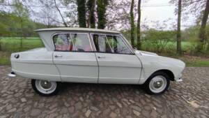 Bild 31/57 von Citroën Ami 6 Berline (1961)