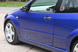 Image 20/50 of Ford Focus RS (2003)