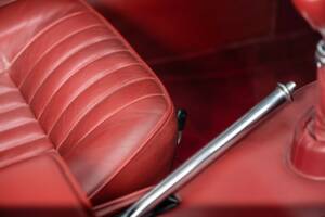 Image 40/50 of Jaguar E-Type 4.2 (1965)