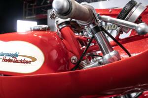 Immagine 28/32 di Aermacchi Harley-Davidson Ala d'oro 250 (1963)