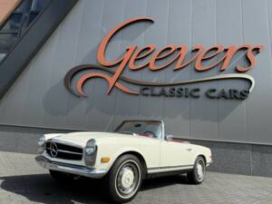 Immagine 3/50 di Mercedes-Benz 280 SL (1968)