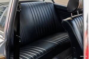 Bild 31/53 von BMW 2002 tii (1974)