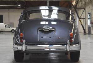 Image 6/39 of Jaguar Mk II 3.8 (1960)