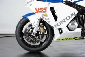 Image 23/50 de Honda DUMMY (2004)