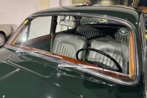 Bild 14/29 von Jaguar Mk II 3.4 (1962)