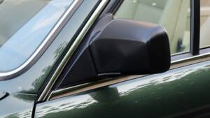 Immagine 30/48 di BMW 325i (1986)