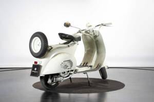 Image 4/50 of Piaggio Vespa 150 "Struzzo" VL (1956)