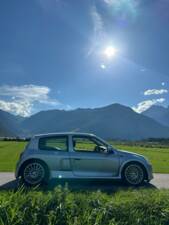Image 1/7 of Renault Clio II V6 (2002)
