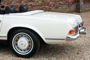 Image 41/50 de Mercedes-Benz 280 SL (1971)