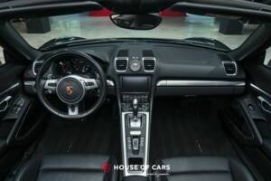 Image 18/25 of Porsche Boxster GTS (2015)