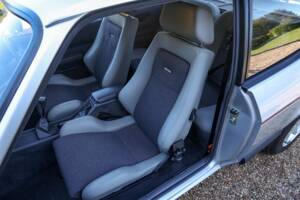 Image 34/50 of Ford Capri 2,8i (1987)