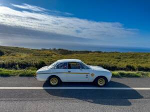 Image 31/99 of Alfa Romeo Giulia 1750 GT Am (1971)