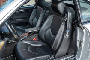 Bild 25/38 von Mercedes-Benz SL 500 (2000)
