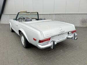 Image 4/36 of Mercedes-Benz 280 SL (1969)