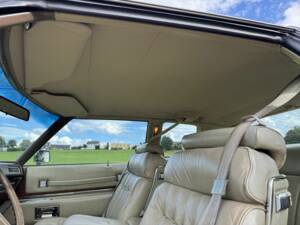 Bild 12/20 von Cadillac Coupe DeVille (1974)