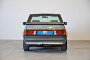 Bild 16/25 von Alfa Romeo 75 2.0 Twin Spark (1987)