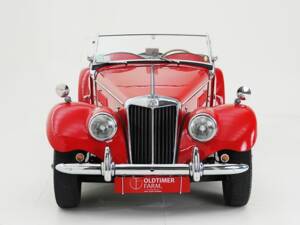 Image 9/15 of MG TF 1500 (1954)