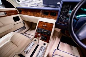 Bild 37/50 von Aston Martin Lagonda (1989)