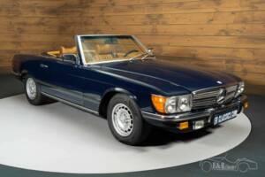 Image 3/19 of Mercedes-Benz 450 SL (1976)