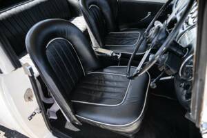Afbeelding 29/37 van Daimler SP 250 (1963)