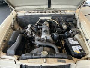 Image 17/21 of Mercedes-Benz 200 (1972)